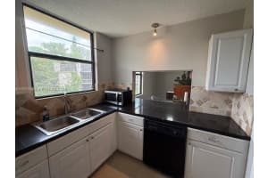 8429 Forest Hills Dr APT 301, Coral Springs, FL 33065, - MLS#A12003483