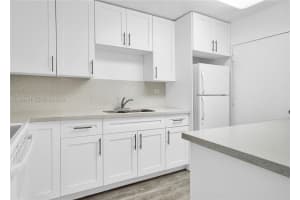 5555 Collins Ave APT 3C, Miami Beach, FL 33140, - MLS#A12003491