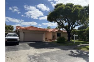 6010 Nw 201st Ln, Hialeah