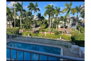 500 Layne Blvd APT 14, Hallandale Beach, FL 33009, - MLS#A12003499