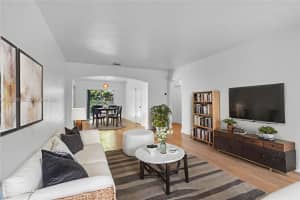 10 Century Ln, Miami Beach