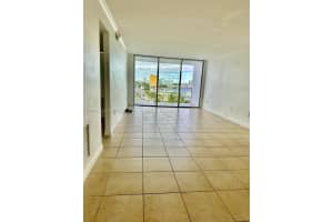 1865 79th Street Causeway APT 9J, North Bay Village, FL 33141, - MLS#A12003565