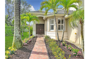 1668 Winterberry Ln, Weston, FL 33327, - MLS#A12003581