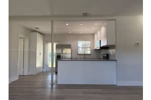 1325 NW 11th Ct, Fort Lauderdale, FL 33311, - MLS#A12003606