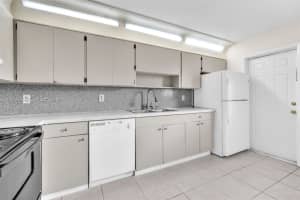 2125 McKinley St, Hollywood, FL 33020, - MLS#A12003706