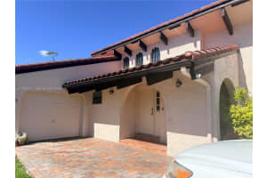 8176 Pine Cir Tamarac, FL 33321 - MLS#A12003717