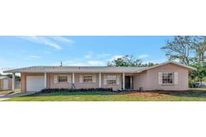 2916 Woodcrest Dr Sarasota, FL 34239 - MLS#A12003742