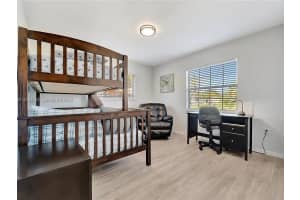 2916 Woodcrest Dr Sarasota, FL 34239 - MLS#A12003742