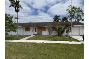 105 Ne 17th St, Homestead