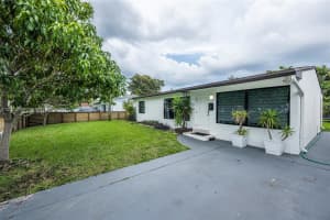 906 NE 6th St #0, Hallandale Beach, FL 33009, - MLS#A12003789