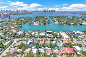 2143 N Bay Rd, Miami Beach, FL 33140, - MLS#A12003819