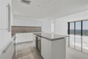 88 SW 7th St Apt 3710, Miami, FL 33130, - MLS#A12003858