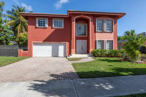 15831 Sw 101st St, Miami