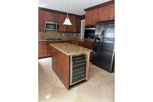 3920 Woodside Dr APT 2, Coral Springs, FL 33065, - MLS#A12003871