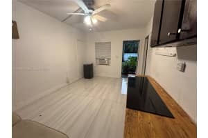250 SE Park St #3, Dania Beach, FL 33004, - MLS#A12003890