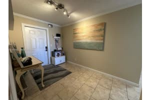 801 Palm Trail APT 10, Delray Beach, FL 33483, - MLS#A12003894