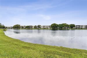 1530 Whitehall Dr 302 Davie, FL 33324 - MLS#A12003896