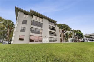 1530 Whitehall Dr 302 Davie, FL 33324 - MLS#A12003896