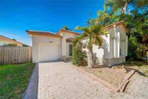 2924 Nw 99th Pl, Doral