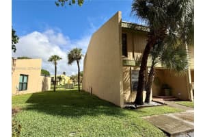 9251 Nw 14th Ct 257, Pembroke Pines