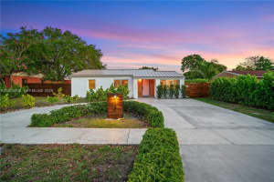 1360 Ne 138th St North Miami, FL 33161 - MLS#A12003938