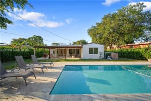 1360 Ne 138th St North Miami, FL 33161 - MLS#A12003938