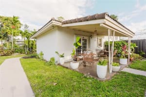 1300 NE 204th St #1300, Miami, FL 33179, - MLS#A12003949