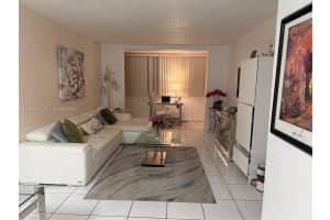 5033 Nw 7th St 312, Miami