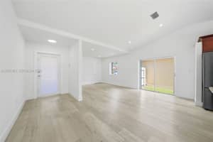 6136 NW 181st Terrace Cir W, Hialeah, FL 33015, Sold 05/29/26