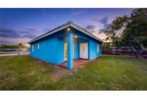 22116 SW 115th Ave, Miami, FL 33170, - MLS#A12004004