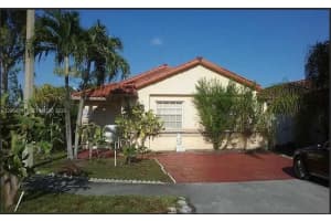 7599 W 4th Ct, Hialeah