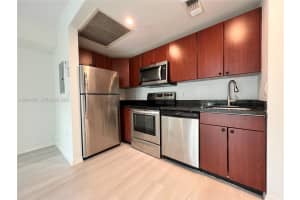 946 Bay Dr #4, Miami Beach, FL 33141, - MLS#A12004053