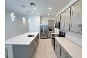 8344 NW 7th Pl #8344, Plantation, FL 33324, - MLS#A12004065