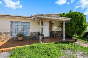 9025 SW 36th St, Miami, FL 33165, - MLS#A12004084