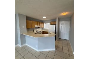 8710 N Sherman Cir 305, Miramar