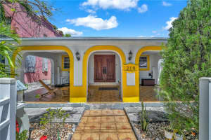 219 SW 6th Ave, Miami, FL 33130, - MLS#A12004110