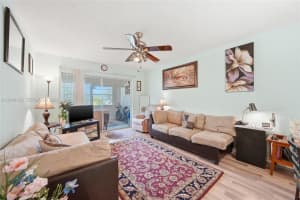 3190 Holiday Springs Blvd # 4-306, Margate, FL 33063, - MLS#A12004122