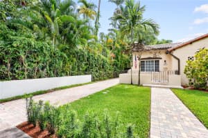 2413 N Greenway Dr, Coral Gables, FL 33134, - MLS#A12004128