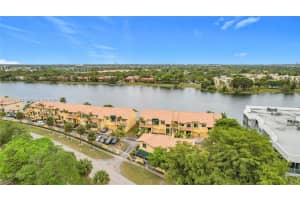 781 Ne 195th St Miami, FL 33179 - MLS#A12004130