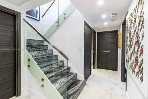 20191 E Country Club Dr Th7, Aventura