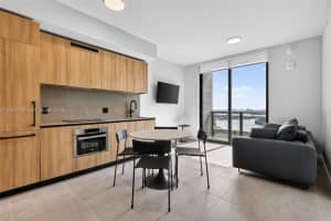 121 NE 5th St #3313, Miami, FL 33132, - MLS#A12004132