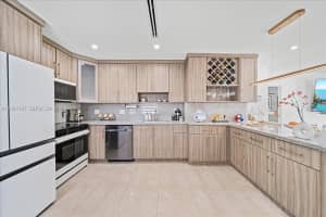 4824 SW 19th St, West Park, FL 33023, - MLS#A12004137