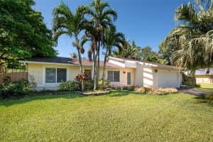 8480 Sw 180th St, Palmetto Bay