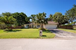 8480 SW 180th St, Palmetto Bay, FL 33157, - MLS#A12004141
