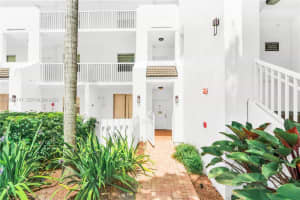 10730 Nw 66th St 113, Doral