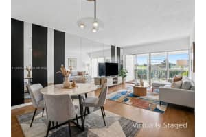 8775 Park Blvd APT 406, Miami, FL 33172, - MLS#A12004148