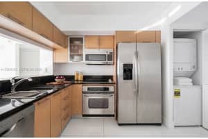 31 SE 5th St APT 3210, Miami, FL 33131, - MLS#A12004153