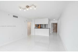 31 SE 5th St APT 3210, Miami, FL 33131, - MLS#A12004153