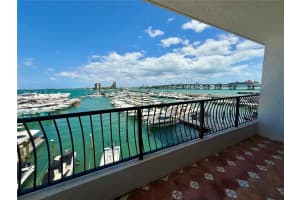 555 Ne 15th St 420, Miami