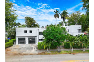 1329 Polk St, Hollywood, FL 33019, - MLS#A12004192